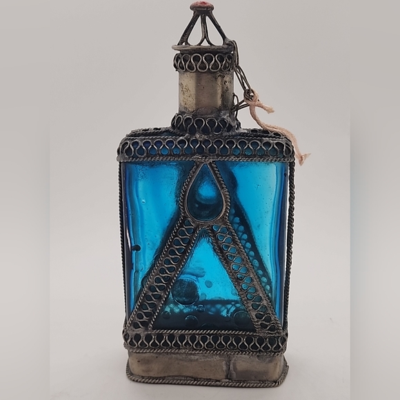 Vintage pair of Moroccan Perfume Bottles Cobalt Blue & green Glass Silver Plated - Picture 4 of 16